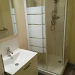 3 Avec Piscine Au Chateau De Holiday home *