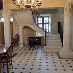 3 Avec Piscine Au Chateau De * Charbogne