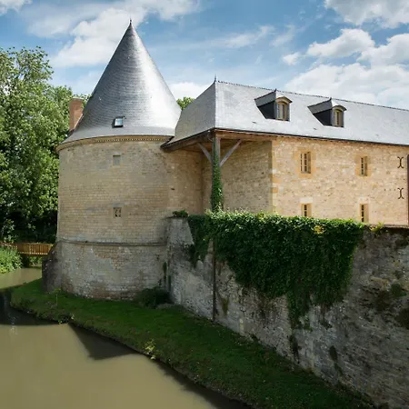 3 Avec Piscine Au Chateau De Charbogne