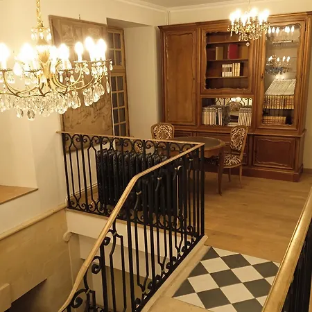 3 Avec Piscine Au Chateau De