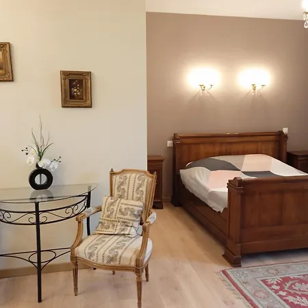 3 Avec Piscine Au Chateau De Prázdninový dům *