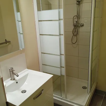 3 Avec Piscine Au Chateau De Prázdninový dům *